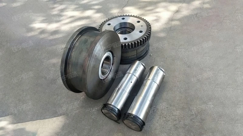 Crusher wheel set