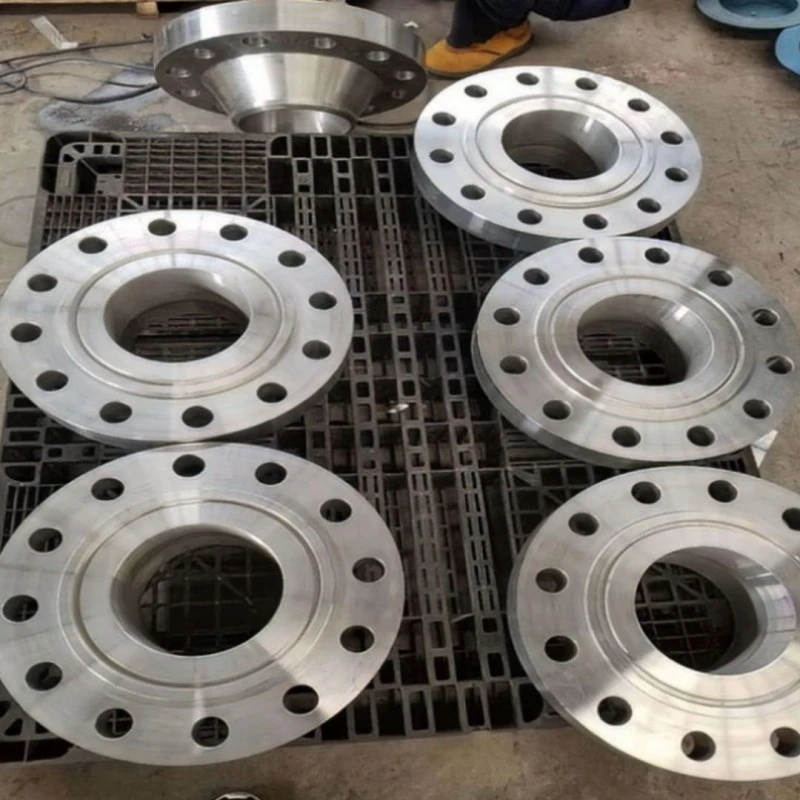 What is a Pipeline butt welding flange cover? How much is the price of the flange?