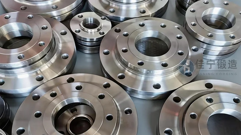 Introdução ao Forjado de Flange de Solda de Topo com Redução e Características Vantajosas
