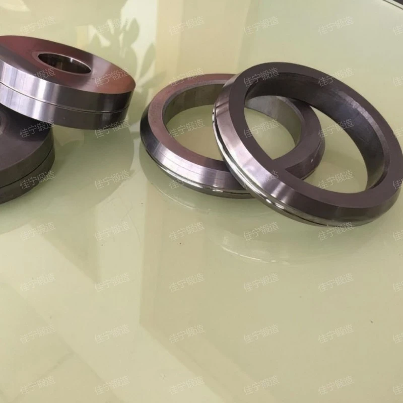 What is a Small ring free forging? Introduction to the advantages, characteristics, and principles of the forging