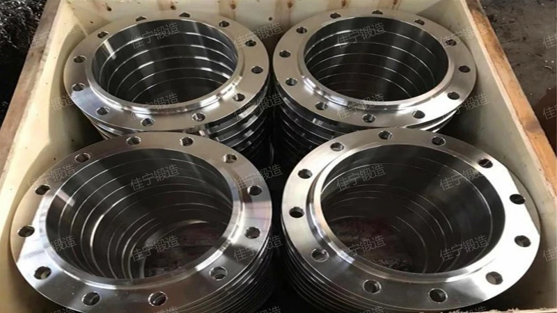 Docking thread flange cover