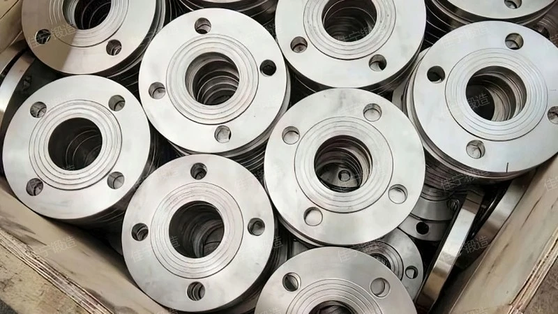 Convex flat welding plate flange cover