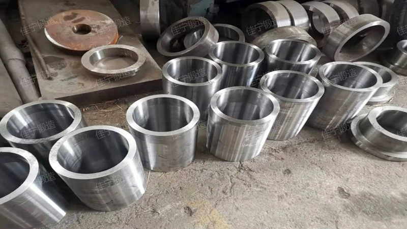 Outer cylinder free forging